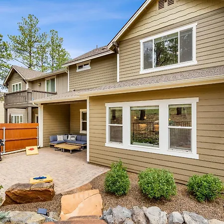Pinnacle Pines Forest Views Modern Home With Ev Charger Direct Trail Access